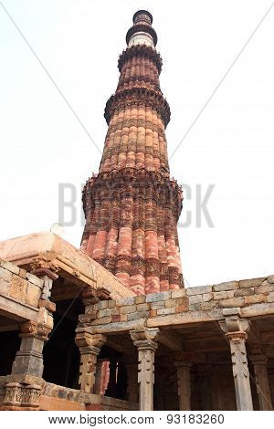 Qutb Minar 2nd tallest minar in Delhi