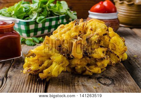 Crispy Onion Bhaji