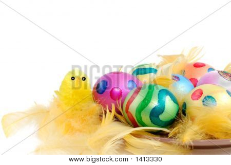 ไข่อีสเตอร์ตกแต่งทาสีมีสีสัน
