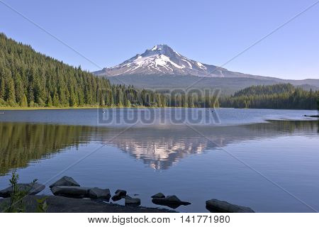 Trillium lake and Mt. Hood in morning light Oregon state.