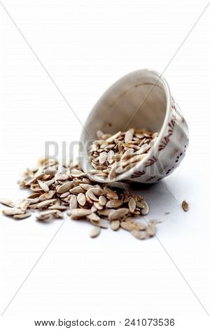 Edible Dried Raw Organic Seeds Of Musk Melon Or Cantaloupe Or Tati Or Honeydew  Isolated On White.