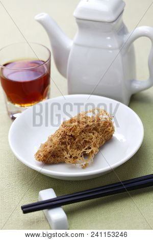 deep fried honeycomb taro dumplings, chinese dim sum
