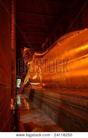 Wat Pho reclining Buddha