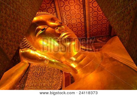 Wat Pho reclining Buddha