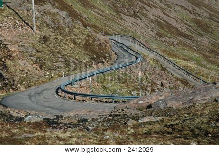 En Road i en Glen, Skotland.