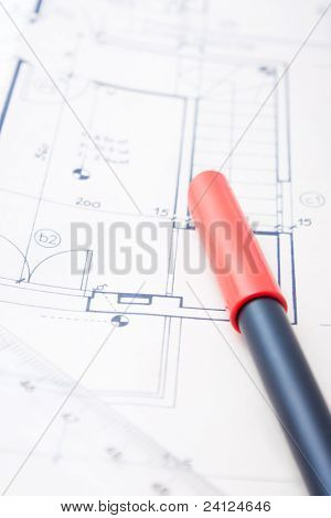 Røde Pen og tegninger