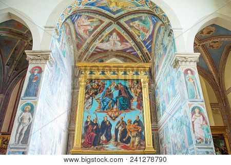 San Giminiano, Italy - May 26, 2016: Paintings And Decorations Of The Altar Of St.agostino Church