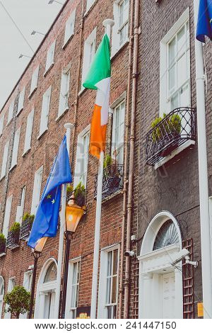 Dublin, Ireland - May 20th, 2018: Dublin City Centre Featuring Georgian Building In Harcourt Street