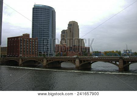 Grand Rapids, Michigan, October 9: Buildings On The Banks Of The Grand River On October 9, 2009 In G