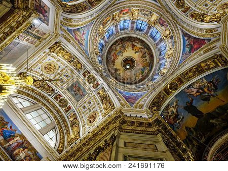 Interior Of Saint Isaac Cathedral