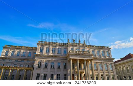 Memorial signature Berlin Gedenktafel unterzeichnung building in Germany