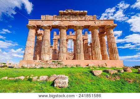 Selinunte, Sicily. Ancient Greek City On The South-western Coast Of Sicily In Italy. Temple Of Hera 
