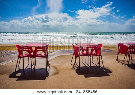 View of an empty beach in a overcast day