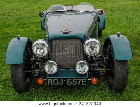 Anglesey, Uk: Feb 20, 2018: Ng Tc Sports Car On Display At The Anglesey Vintage Rally