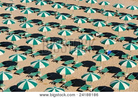 Termoli (campobasso, Molise อิตาลี) - ชายหาดในเช้า