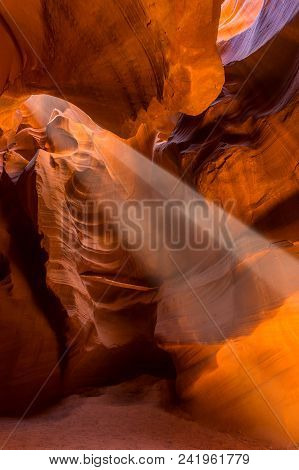 Upper Antelope Slot Canyon Showing A Light Beam Into The Canyon, Page, Arizona, Usa. The Most Popula