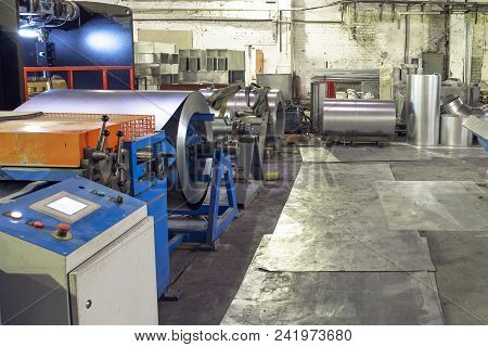 Worksop With Machinery Tools And Equipment, Rolls Of Galvanized Steel For Production Metal Pipes And