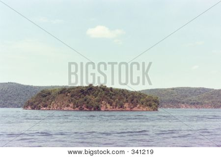 Island Raystown Lake