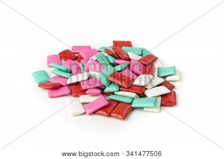 Red Green Pink And White Assorted Flavors Chicle Gum Pieces