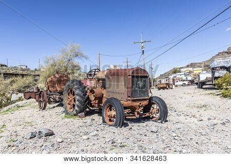 Oatman Ghost Town,   Usa - March 7, 2019: Old Rotten Tractor Brand Mc Cormic-deering Along Historica