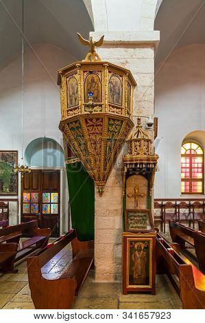 Jerusalem, Israel, December 28, 2018 : The Interior Of The St. Nicholas Church In Bay Jala - A Subur
