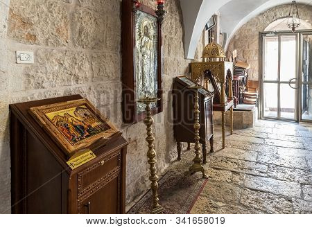 Jerusalem, Israel, December 28, 2018 : The Interior Of The St. Nicholas Church In Bay Jala - A Subur