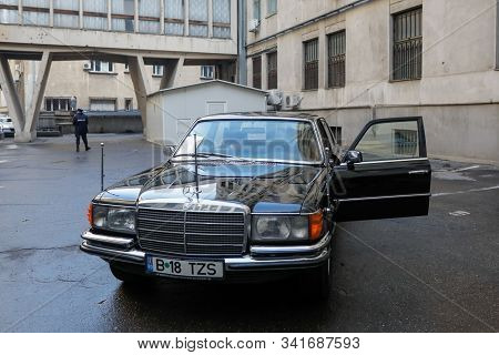 Bucharest, Romania - December 22, 2019: A Mercedes 450 Sel From 1978 Who Was Owned By The Former Rom