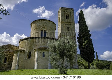 Sant Antimo Abbey, Castelnuovo Dell Abate, Montalcino, Tuscany, Italy