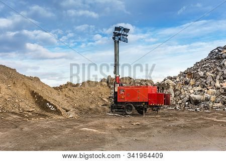 Portable Lighting Equipment For Building Lighting