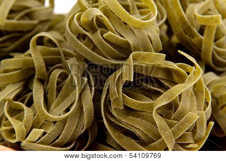background of tagliatelle paglia e fieno