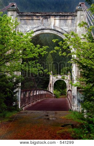 Alexandra Bridge
