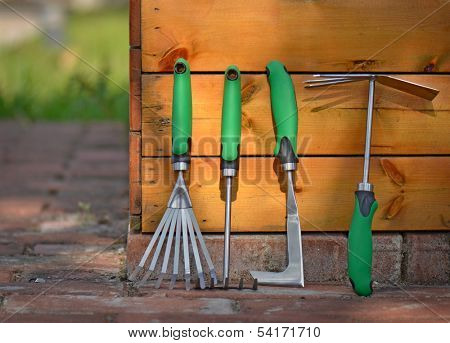 Yard and garden tools