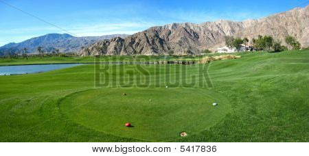 Desert Resort golfové hřiště
