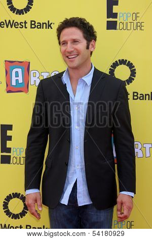 LOS ANGELES - NOV 17:  Mark Feuerstein at the P.S. Arts Express Yourself 2013 at Barker Hanger on November 17, 2013 in Santa Monica, CA