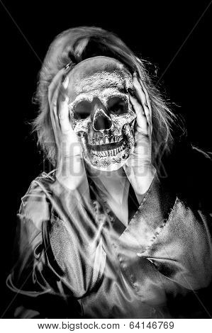 Lady Ghost Skull
