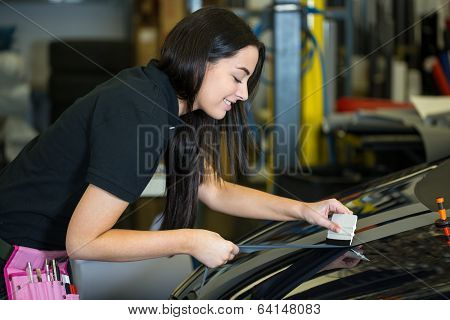Car Wrapper Straightening Foil With A Squeegee
