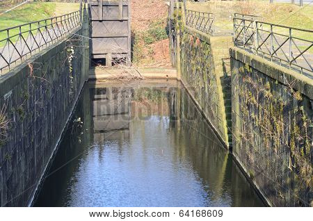 Sluice Are