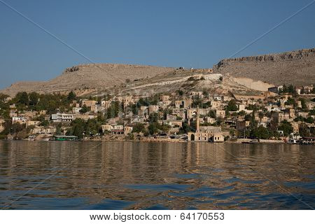 village on the Euphrates