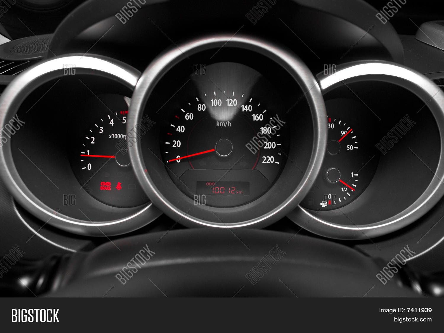 Dashboard Sports Car Image & Photo (Free Trial) Bigstock
