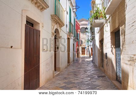 Alleyway. Fasano. Puglia. Italy.