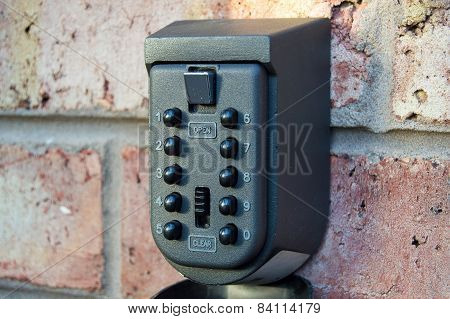 Wall Mounted Outside Key Safe
