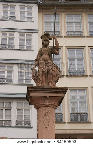statue on column
