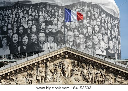 Paris - The pediment of Pantheon