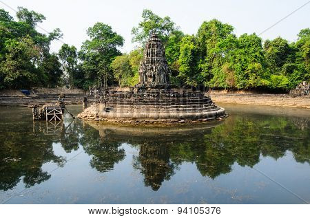 Neak Pean, part of Khmer Angkor temple complex, popular among tourists ancient landmark and place of worship in Southeast Asia. Siem Reap, Cambodia.