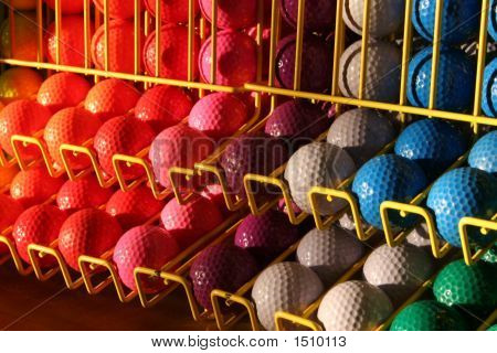 Miniatuur golfballen In een Rack