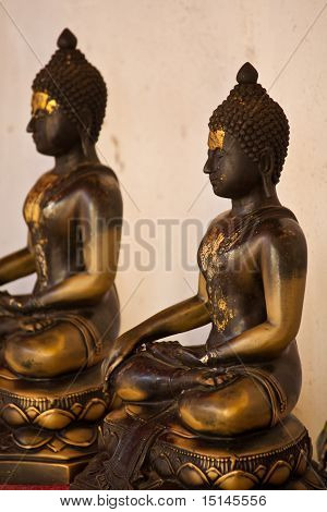 Buddha szobrok
