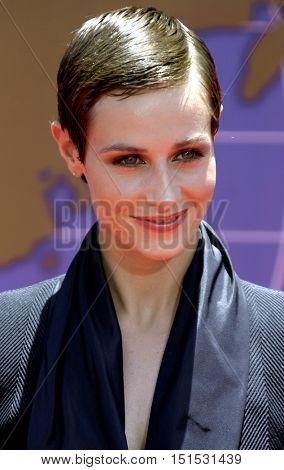 Cecile De France at the Los Angeles premiere of 'Around The World In 80 Days' held at the El Capitan Theater in Hollywood, USA on June 13, 2004.