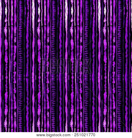 Seamless Watercolour Shibori Tie-dye Pattern Of Lilac Color On Black Silk. Hand Painting Fabrics - N