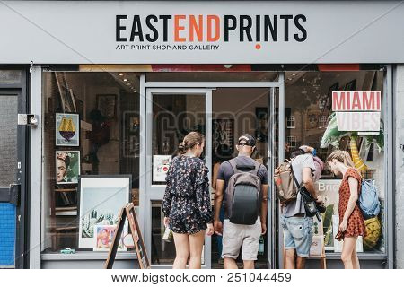 London, Uk - July 22, 2018: People Entering East End Prints Shop In East London, A Popular Print Sho