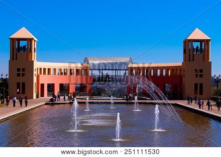 Blue Sky And  Beautiful Fountain And Viewpoint At Tangua Park In Curitiba-brazil
